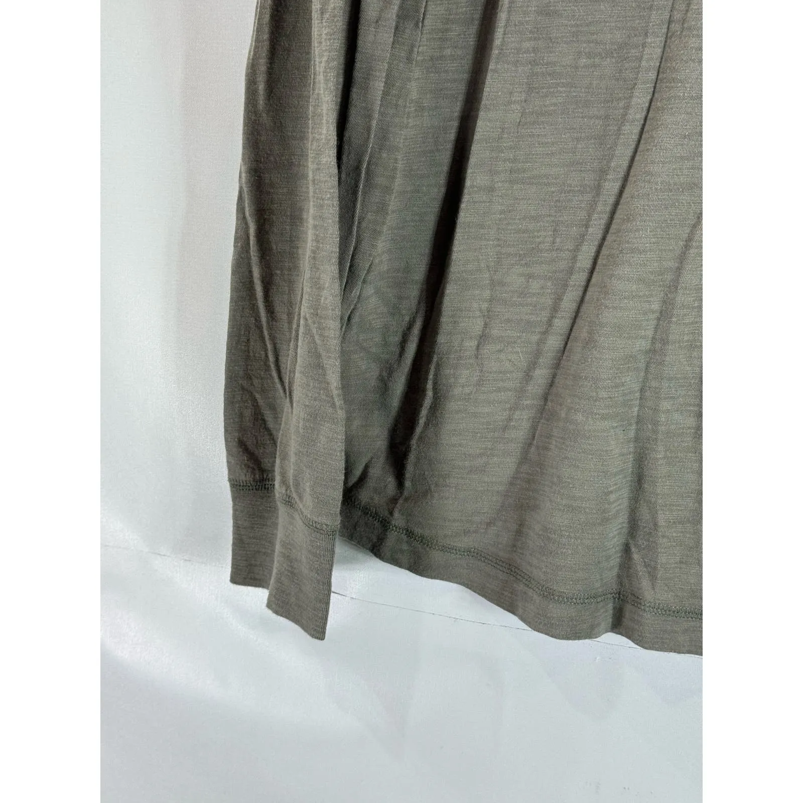 BANANA REPUBLIC Men's Seal Grey Organic Cotton Vintage Henley Shirt SZ L