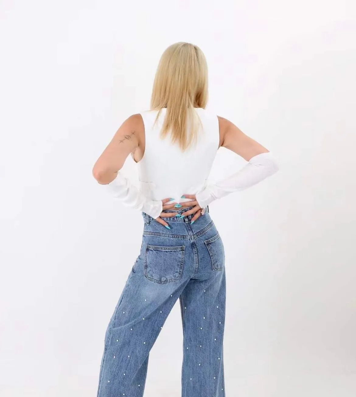 Beaded High Waist Straight Mom Jeans