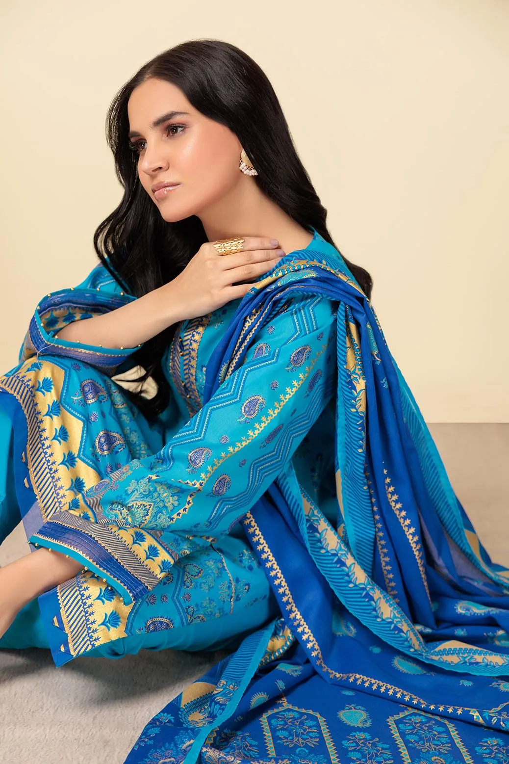BLUE-LAWN-3 PIECE (SAS233P106) BIN 18 R13
