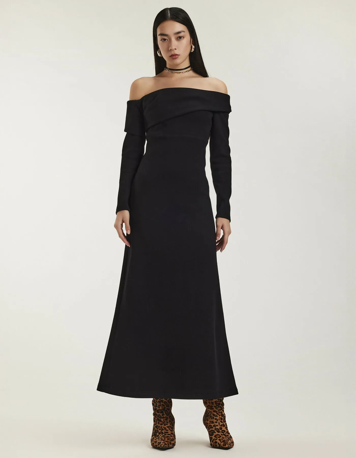 Chalet Dress Classic Black