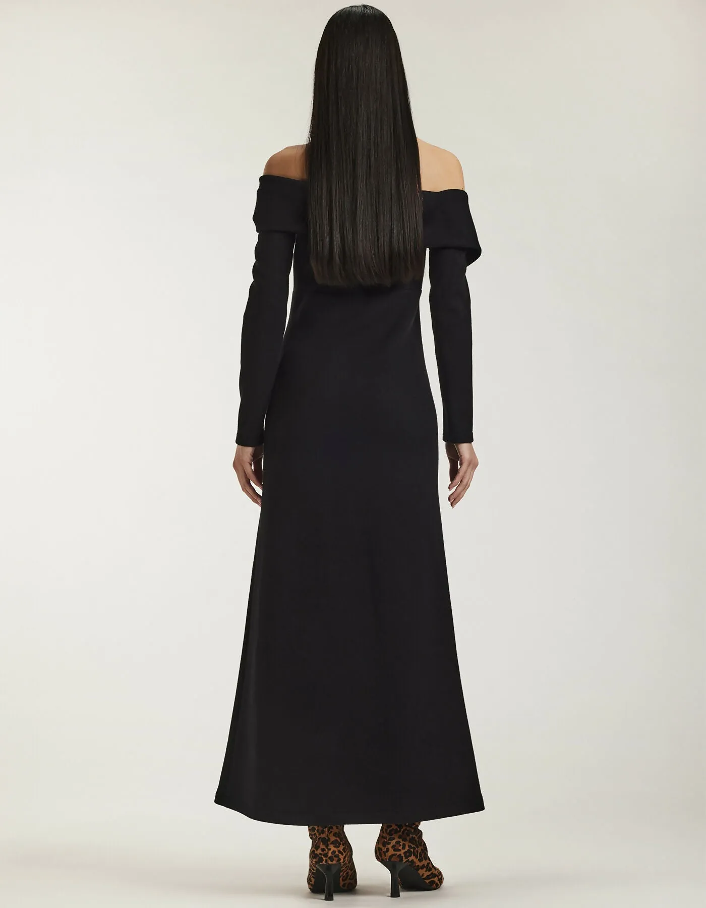 Chalet Dress Classic Black