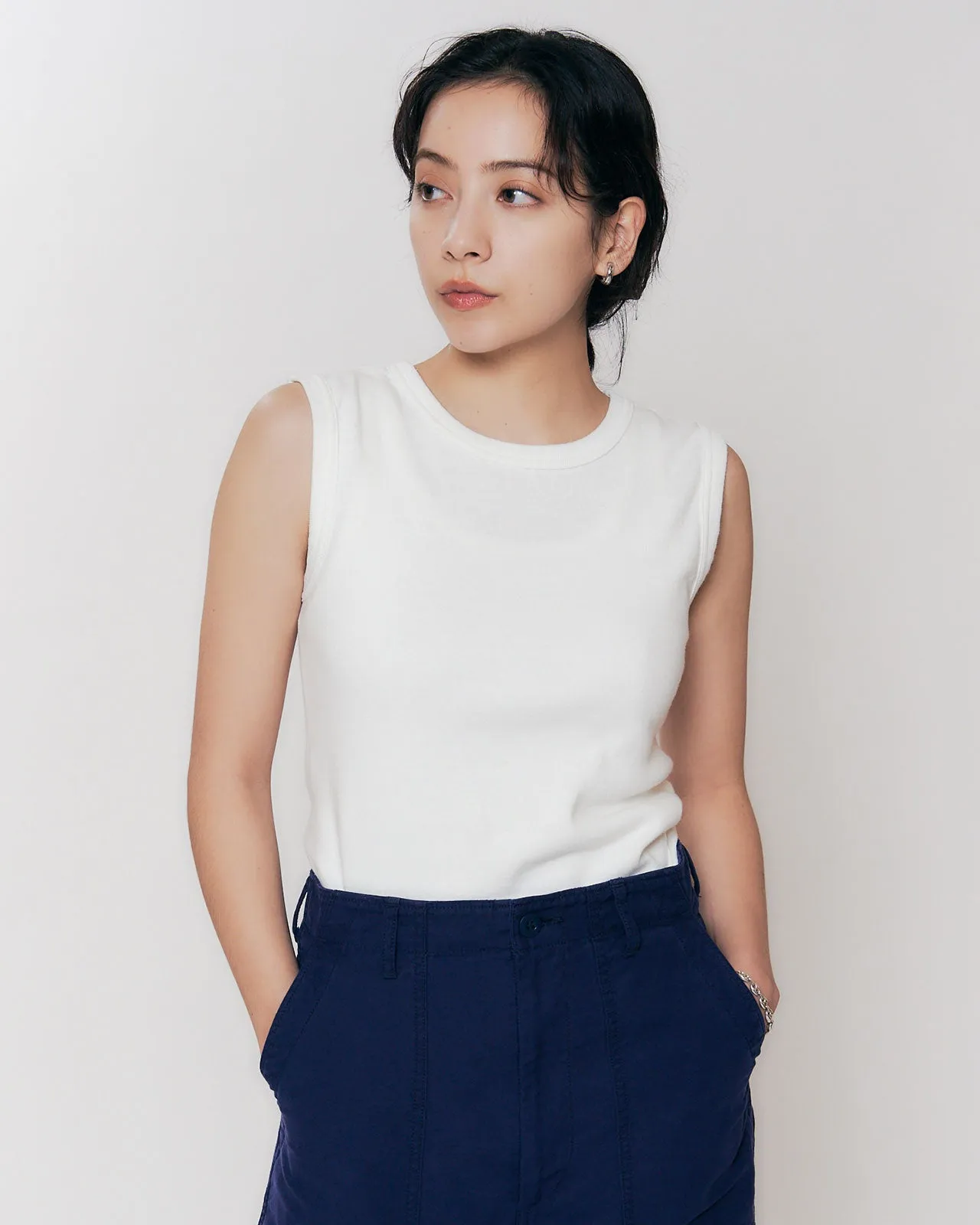 CIRCULAR RIB SLEEVELESS