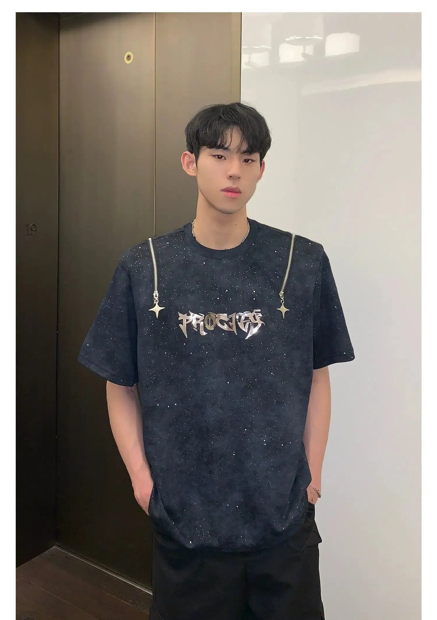 Cui Metallic Letters Starry Sequins T-Shirt