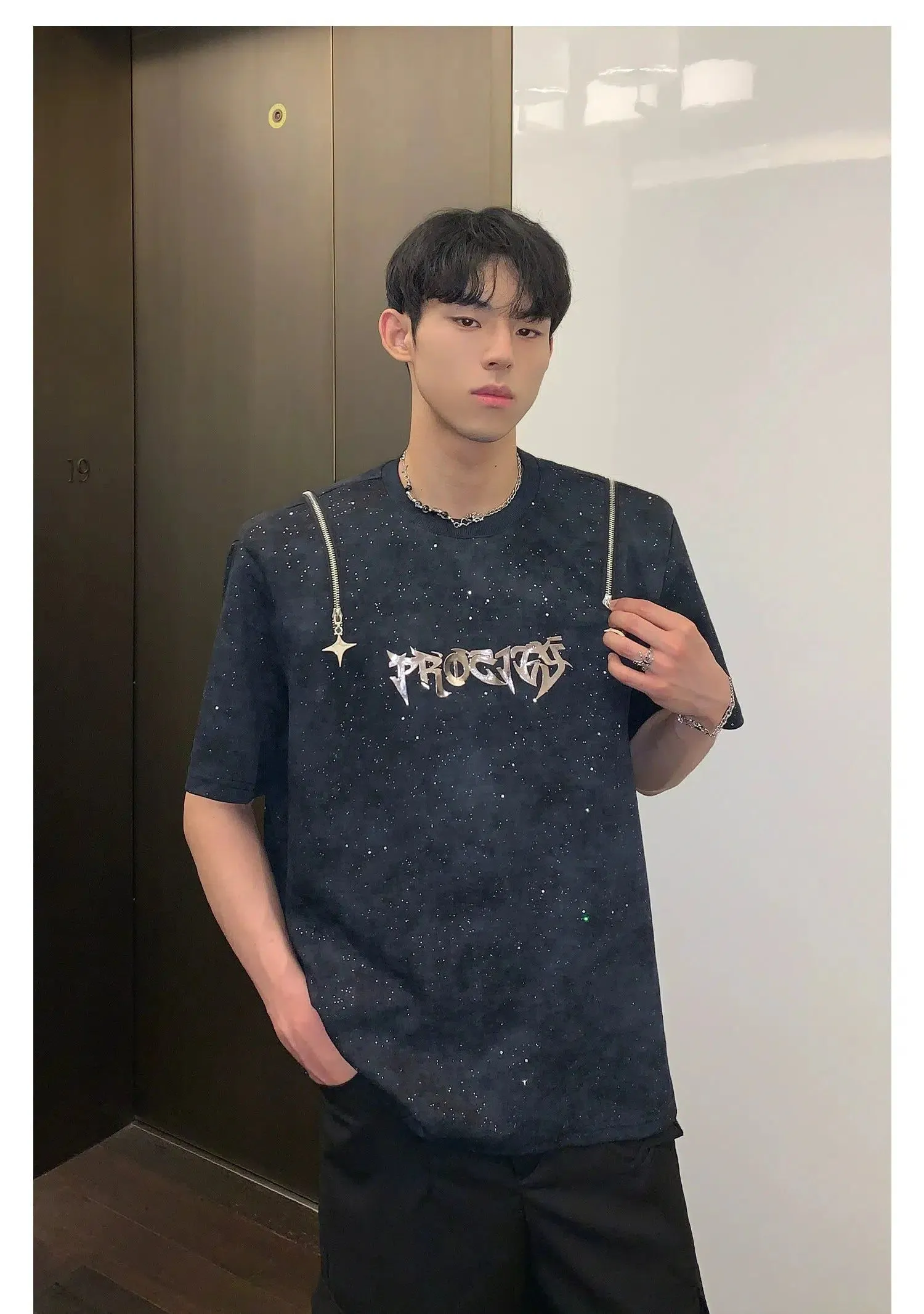 Cui Metallic Letters Starry Sequins T-Shirt