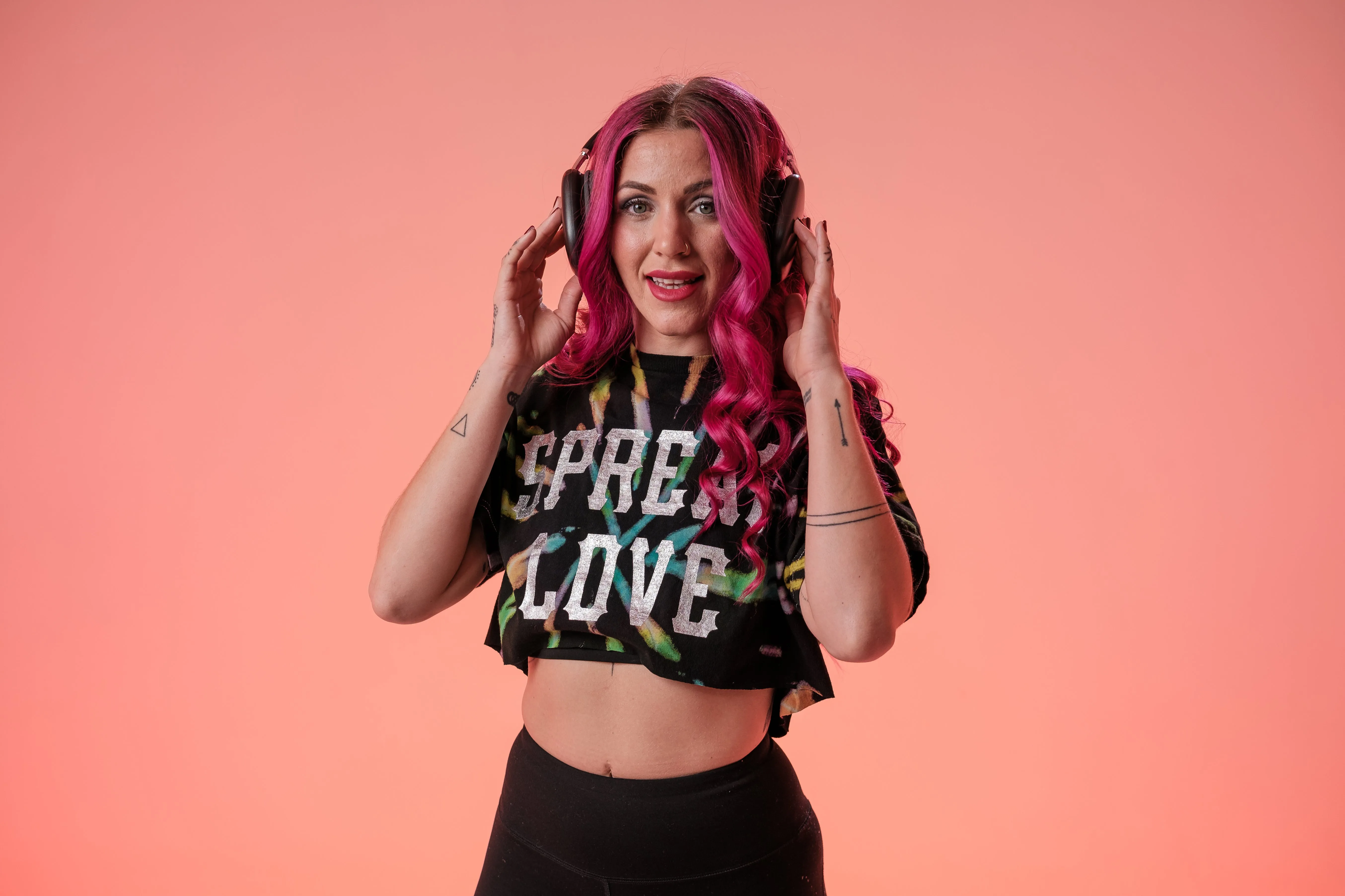 Galaxy Opal Spread Love Cropped Tee