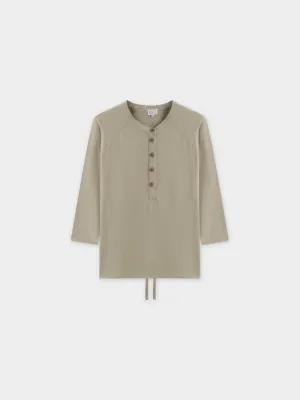 HENLEY DRAWSTRING TEE-SAGE