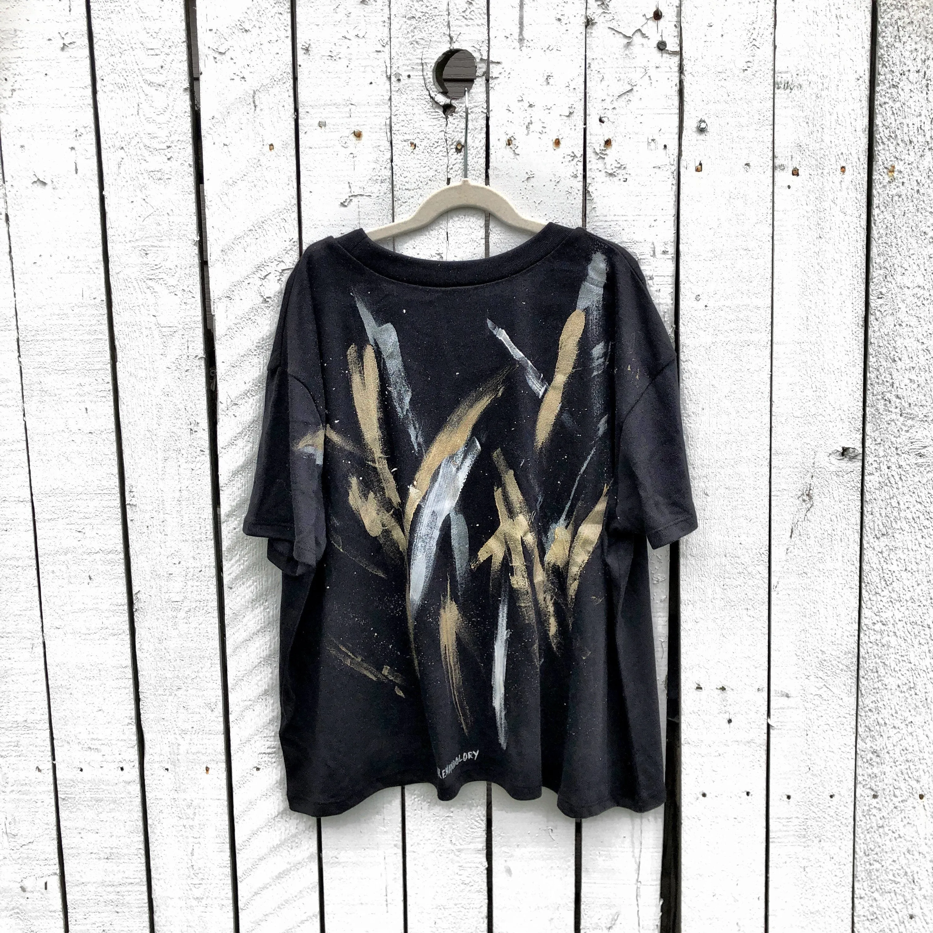 'METALLIC HOT MESS' T SHIRT