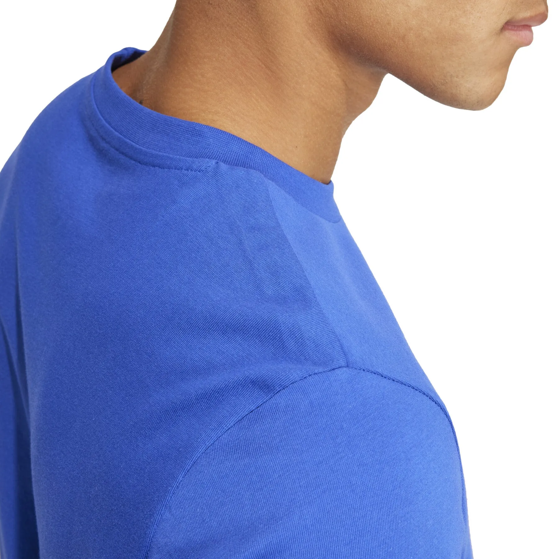 T-SHIRT METALLIC GRAPHIC