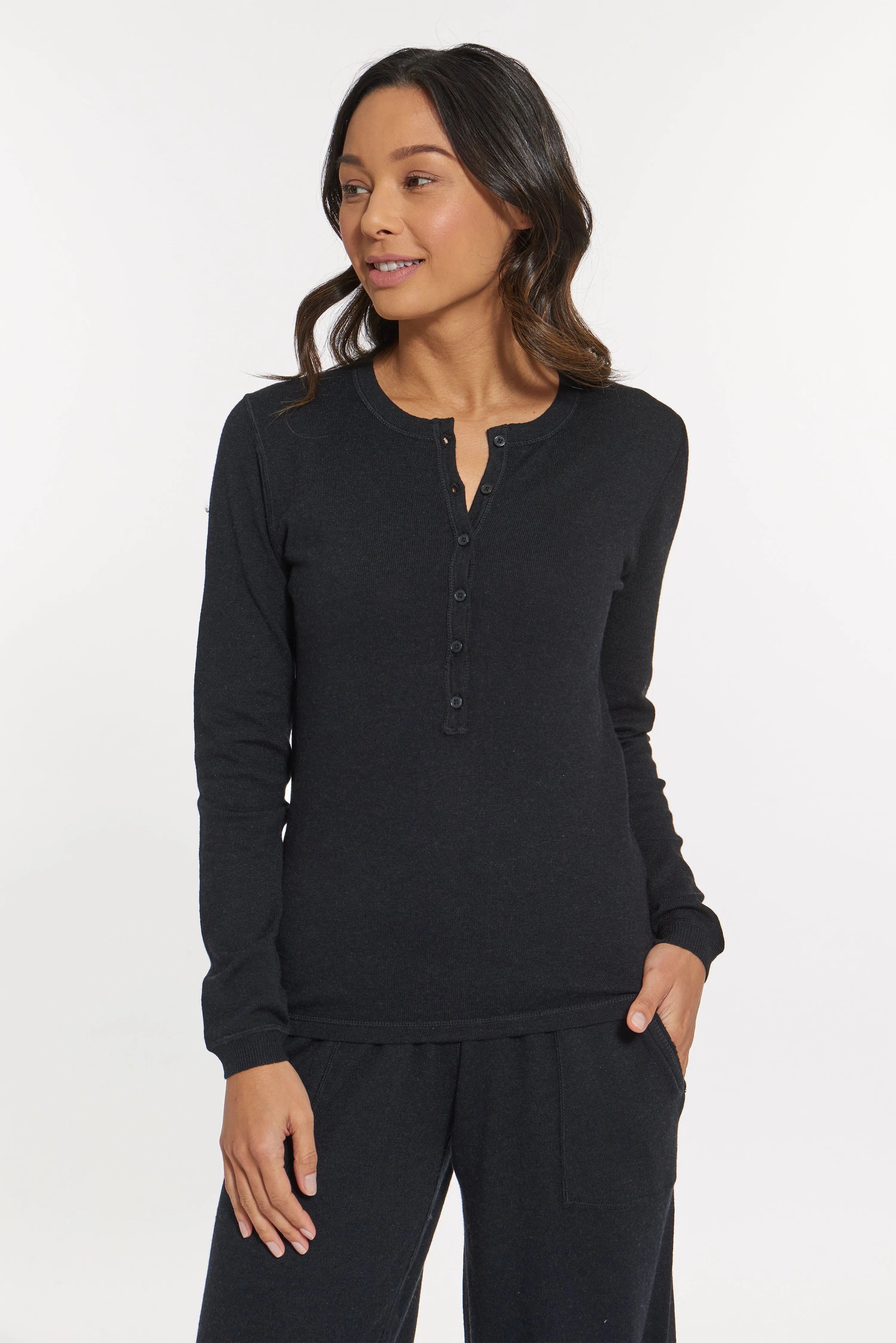 TRIBECA HENLEY