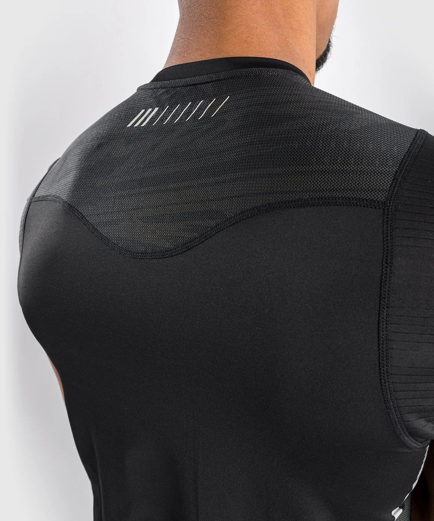 Venum Tempest 2.0 Dry tech T-shirt - Black/Grey